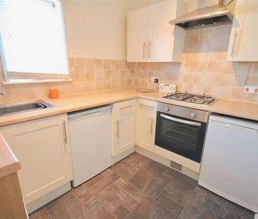 Waverley Road, Southsea, Hampshire, PO5 - Photo 3