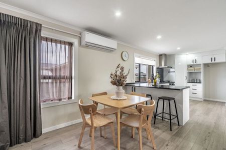 Fully renovated 4 Bedroomed home in Grasmere - Photo 5