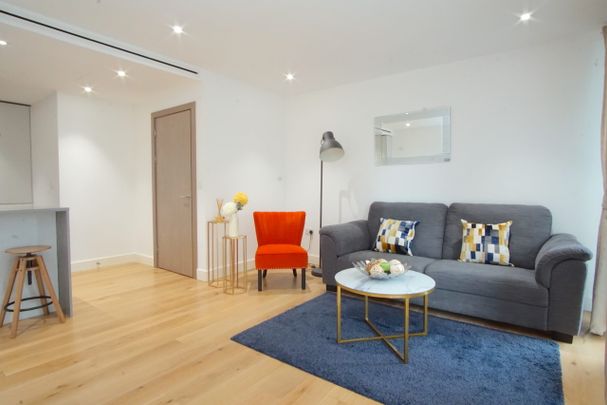 Aerial House, London Dock, 144 Vaughan Way E1W 2AG - Photo 1