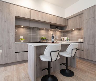 For Lease - 15 David Eyer Road Unit# 1407, Richmond Hill, Ontario - Photo 4