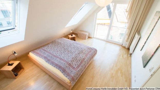 Hochwertige Maisonette für 3-12 Monate mit Balkon, Duplex-Parker sowie gemütlicher Möblierung und guter Ausstatung in Freiburg-Littenweiler - Photo 1