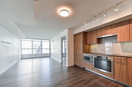 For Lease - 80 Queens Wharf Road Unit# 1806, Toronto, Ontario - Photo 4