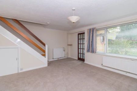 Deanfield Road, Botley - Photo 3