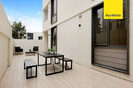 2-Bedroom +Study Courtyard Apartment - Photo 3