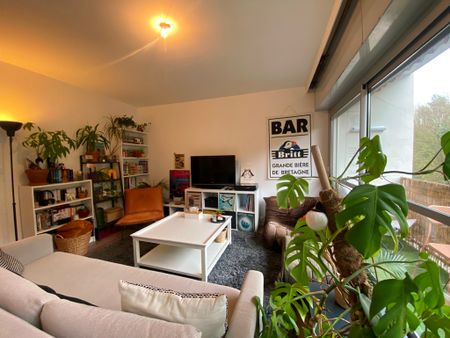 A Louer. Libre le 01/01/2026. Quimper Centre-Ville. Appartement T3 Agréable & Rénové avec Balcon - Photo 2