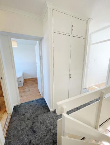 4 bedroom flat share to rent - Photo 5
