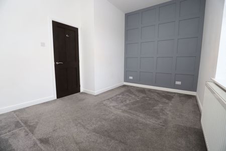 Fenton Street, Bury, BL8 1LU - Photo 5