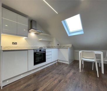 1 bedroom apartment to rent - Photo 2