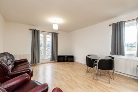 2 bedroom apartment to rent - Photo 4