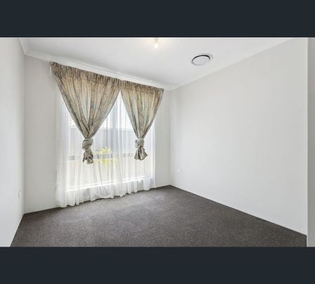 17 Arylide Gr, Eglinton, WA 6034 - Photo 1