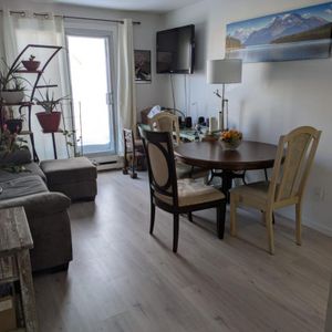 LAVAL, AUTIEUL- BEAU GRAND 3 1/2 A LOUER (LIBRE 1ier Avril ) - Photo 2