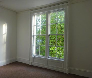 1 Bed Flat, Daisy Bank Road, M14 - Photo 4