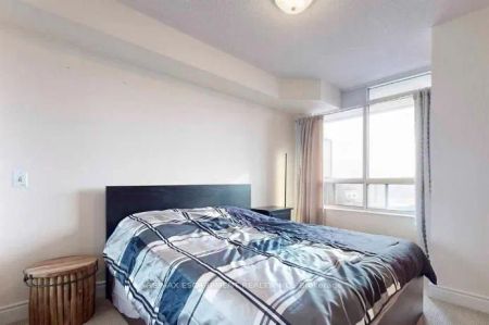 78 Harrison Garden Boulevard #1105 - Photo 4