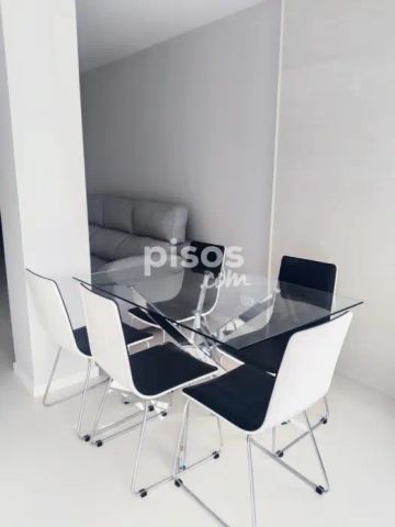 Apartamento en alquiler en Calle Venerables - Foto 2