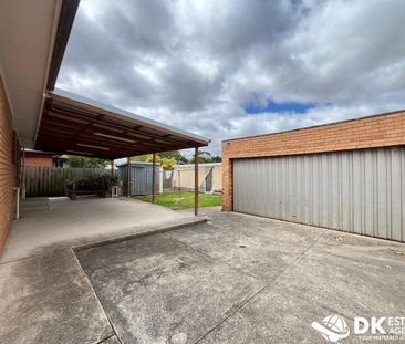 56 Hertford Rd, Sunshine, Vic 3020 - Photo 1