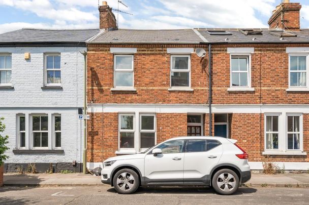 5 bedroom terraced house to rent - Photo 1