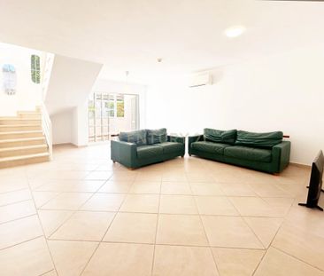 Quarteira, Lisbon - Photo 6