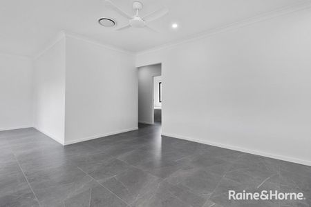 19 Freycinet Street, Redland Bay, QLD 4165 - Photo 4