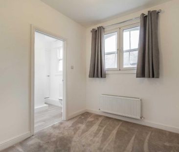 3 bedroom apartment to rent - Photo 5