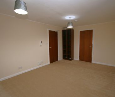 Bilsland Court, 1 Bed Bright Unfurnished Apartment, Possil Park – A... - Photo 3