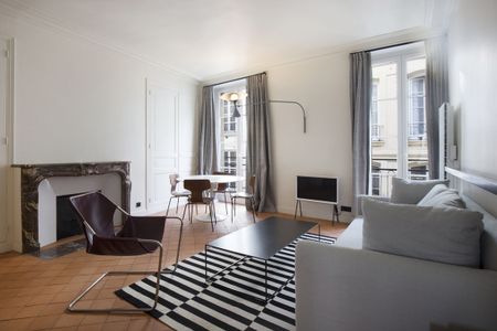 Appartement à louer rue du Dragon, Paris 6ème - Photo 3