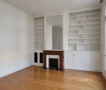 Tout savoir sur cet appartement dans le quartier Legendre-Lévis, à ... - Photo 1