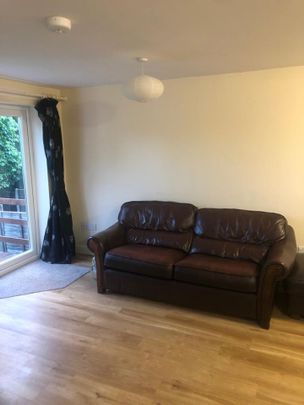 5 Bed Detached House, Highfield Lane, SO17 - Photo 1