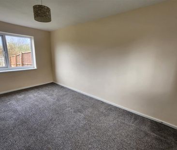 Harrison Way, Lydney - Photo 2