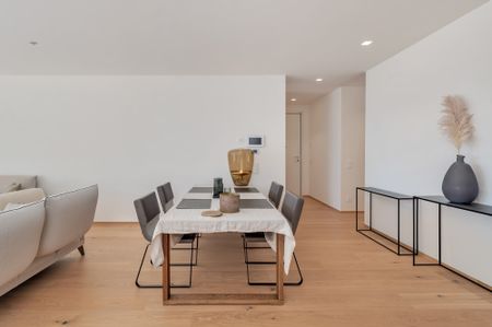 LUSSUOSO 4,5 LOCALI CON GIARDINO - Foto 2