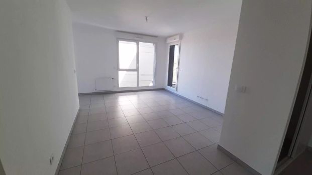 location Appartement T3 DE 63.6m² À VILLEURBANNE - Photo 1
