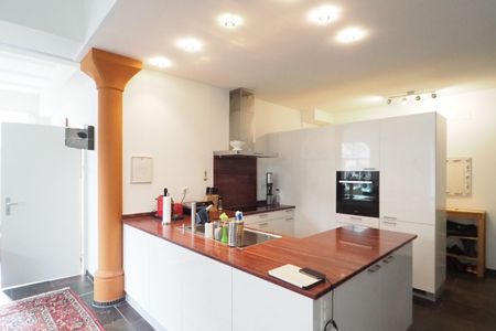 Exclusive condominium in the heart of Gundeldinger Quartier - Photo 2