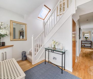 2 bedroom semi-detached house to rent - Photo 3