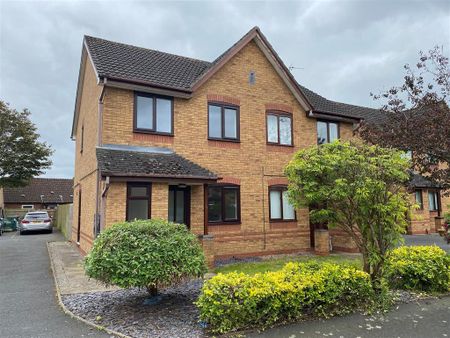 3 bedroom semi-detached house to rent - Photo 5