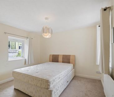 Long Rowden, Plymouth - Photo 2