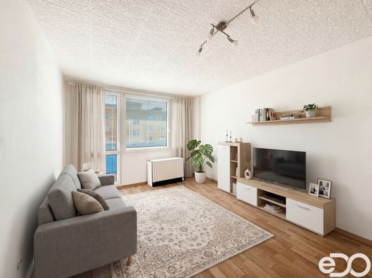 Pronájem bytu 2+1 60 m², Jabloňová, Krupka - Photo 1