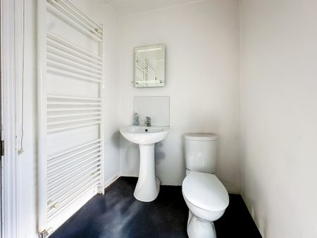 Room 3, Devonshire Road, Cambridge - Photo 5