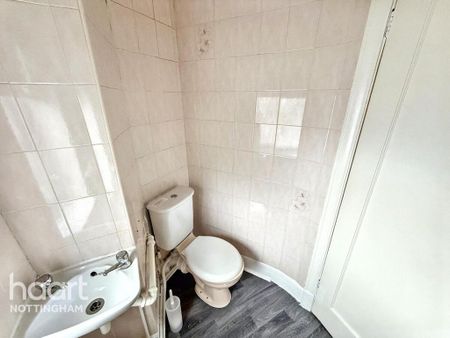 1 bedroom in a house share to rent - Photo 3