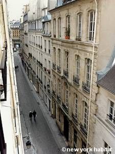 Logement à Paris, Location meublée - Photo 5