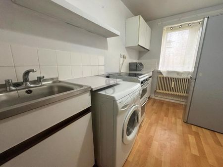 1 bedroom flat to rent - Photo 3