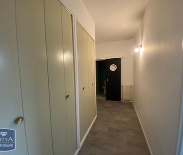 Location Appartement 2 pièces 49m² CHATEAUROUX 36000 - Photo 3