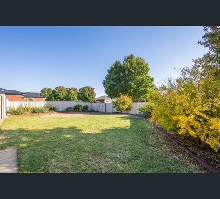 32 Boyd Avenue, Shepparton, Vic 3630 - Photo 2