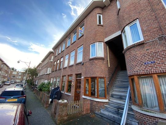 Te huur: Appartement Larensestraat 111 Studio 3 in Den Haag - Foto 1