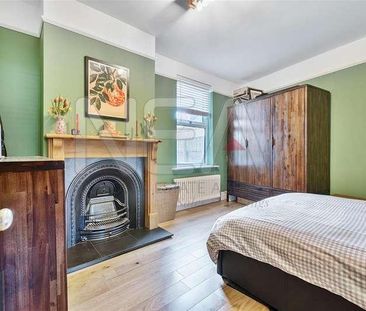 Kensington Road, Reading, Berkshire, RG30 - Photo 2