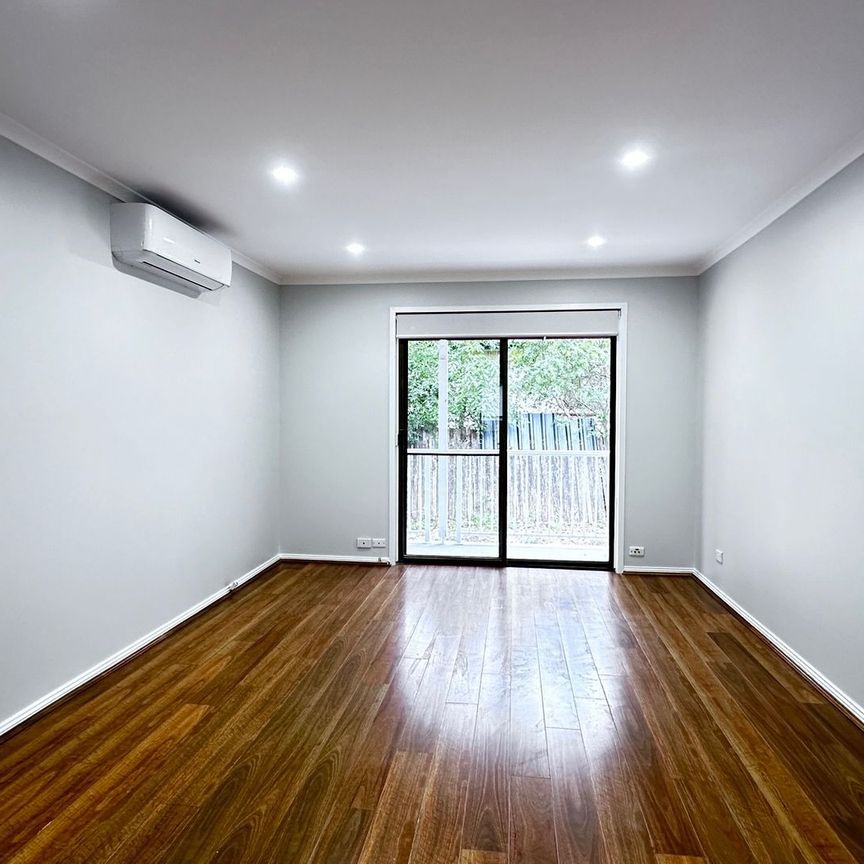 Renovated Beauty is Ready to Be Your New Home before Christmas&excl;&excl; - Photo 1