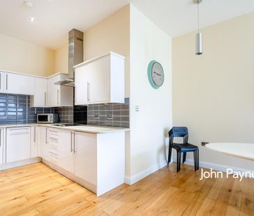 2 bedroom flat to rent - Photo 4