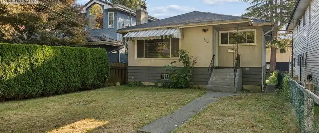 4520 WELWYN STREET — 4 Bedroom - Photo 1
