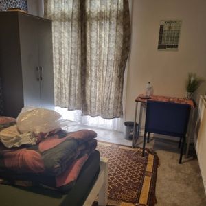 Room in a Shared House, Hall Green, B28 - Photo 2