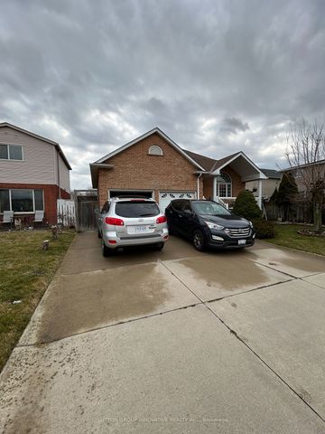 Detached Home For Lease | X8102810 - Photo 2