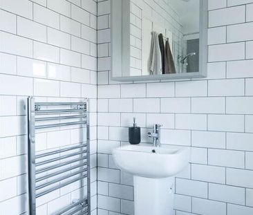 17 Orangefield Lane, Belfast, BT5 6BW - Photo 3