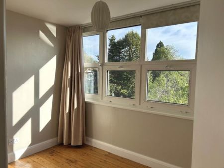 2 bed flat to rent - Photo 4